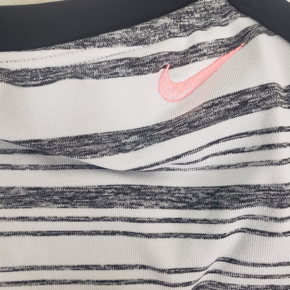 Nike Swim Top Size 8 - Picture 3 of 4